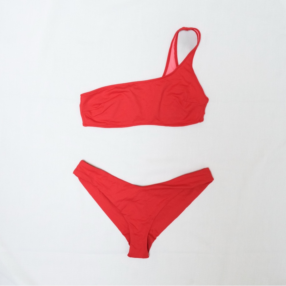 Elegant Red One-Shoulder Bikini Set